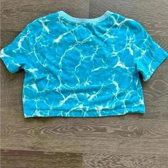 Nike crop top pool water blue size small - Picture 4 of 4